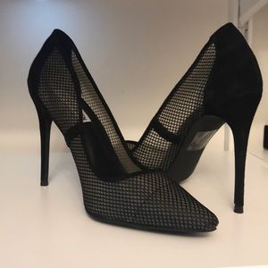 Steve Madden Fishnet Pumps
